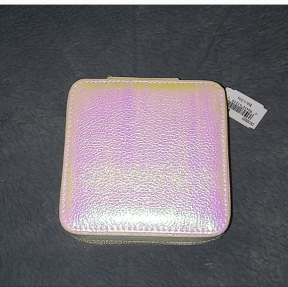 Iridescent Pastel Jewelry Travel Case - Picture 5 of 8
